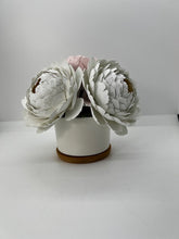 Load image into Gallery viewer, Peony flower pot with lashes for desk