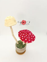 Load image into Gallery viewer, Paper mushrooms