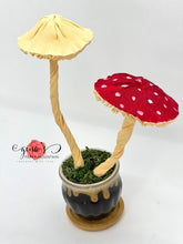 Load image into Gallery viewer, Paper mushrooms